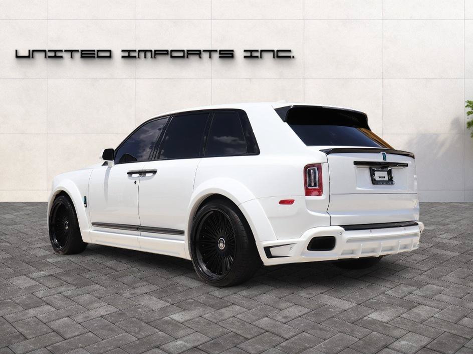Used 2022 Rolls-Royce Cullinan w/ Cullinan Package AWD/4WD image 3