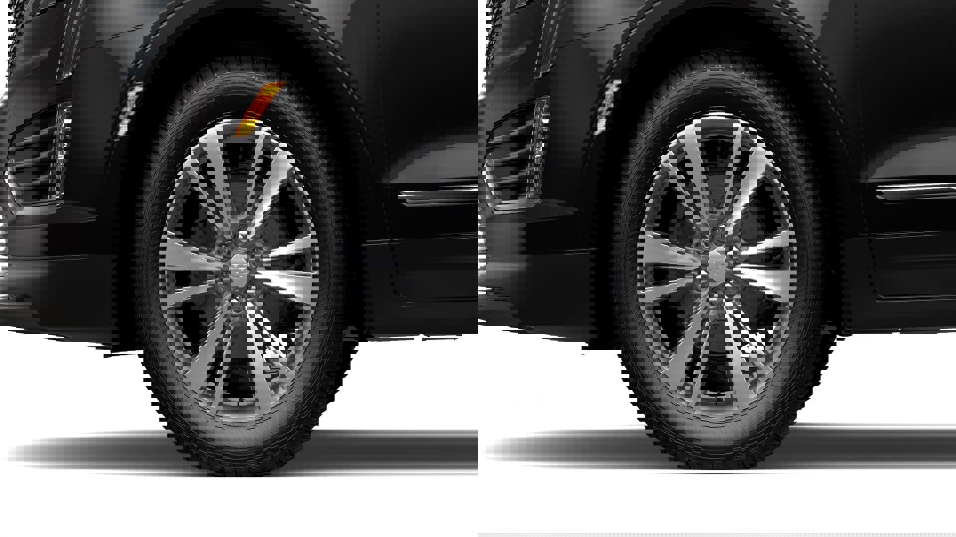 New 2025 Cadillac XT5 Premium Luxury w/ LPO, Floor Liner Package image 31