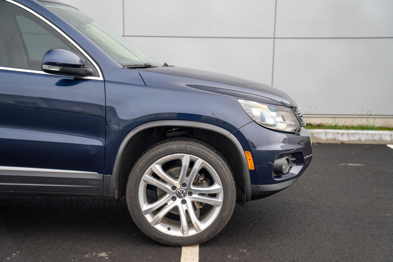 Used 2016 Volkswagen Tiguan SEL image 9