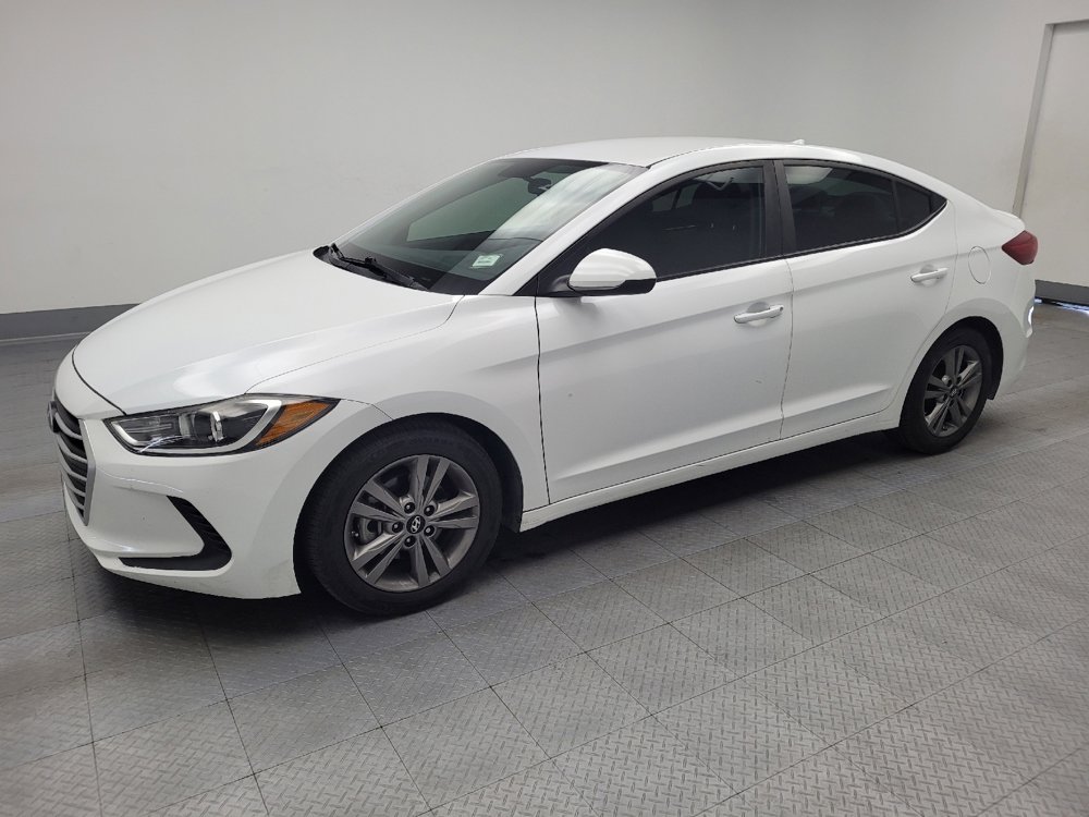 Used 2017 Hyundai Elantra SE image 2