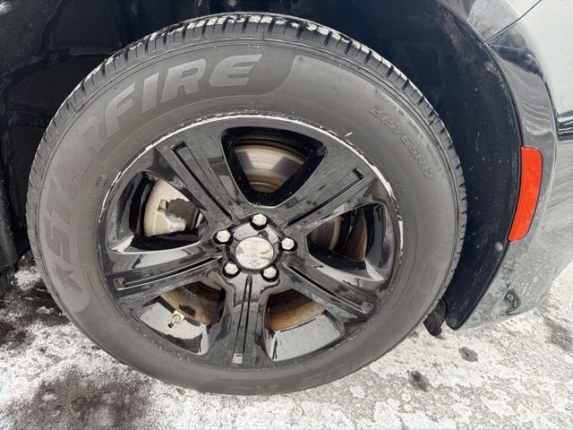 Used 2023 Dodge Charger SXT image 4