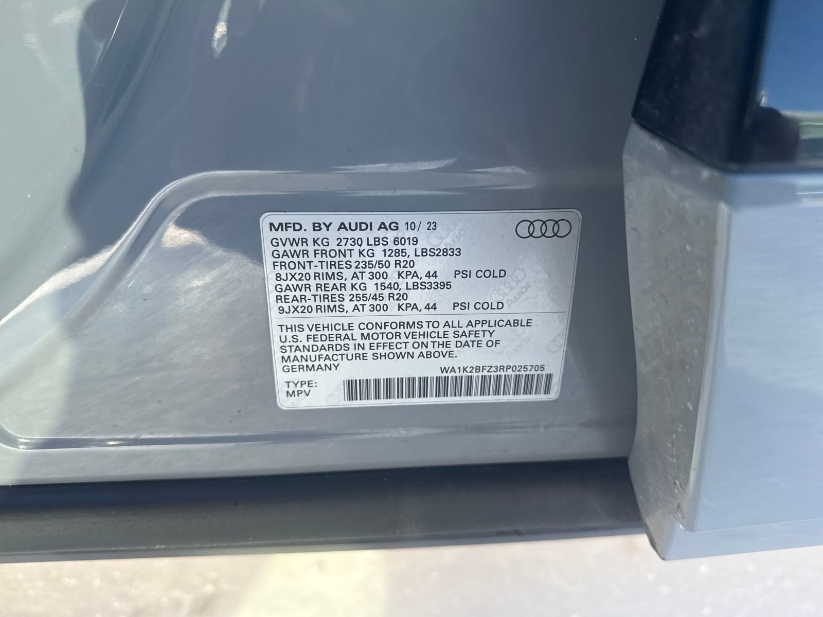 Used 2024 Audi Q4 e-tron Premium image 31