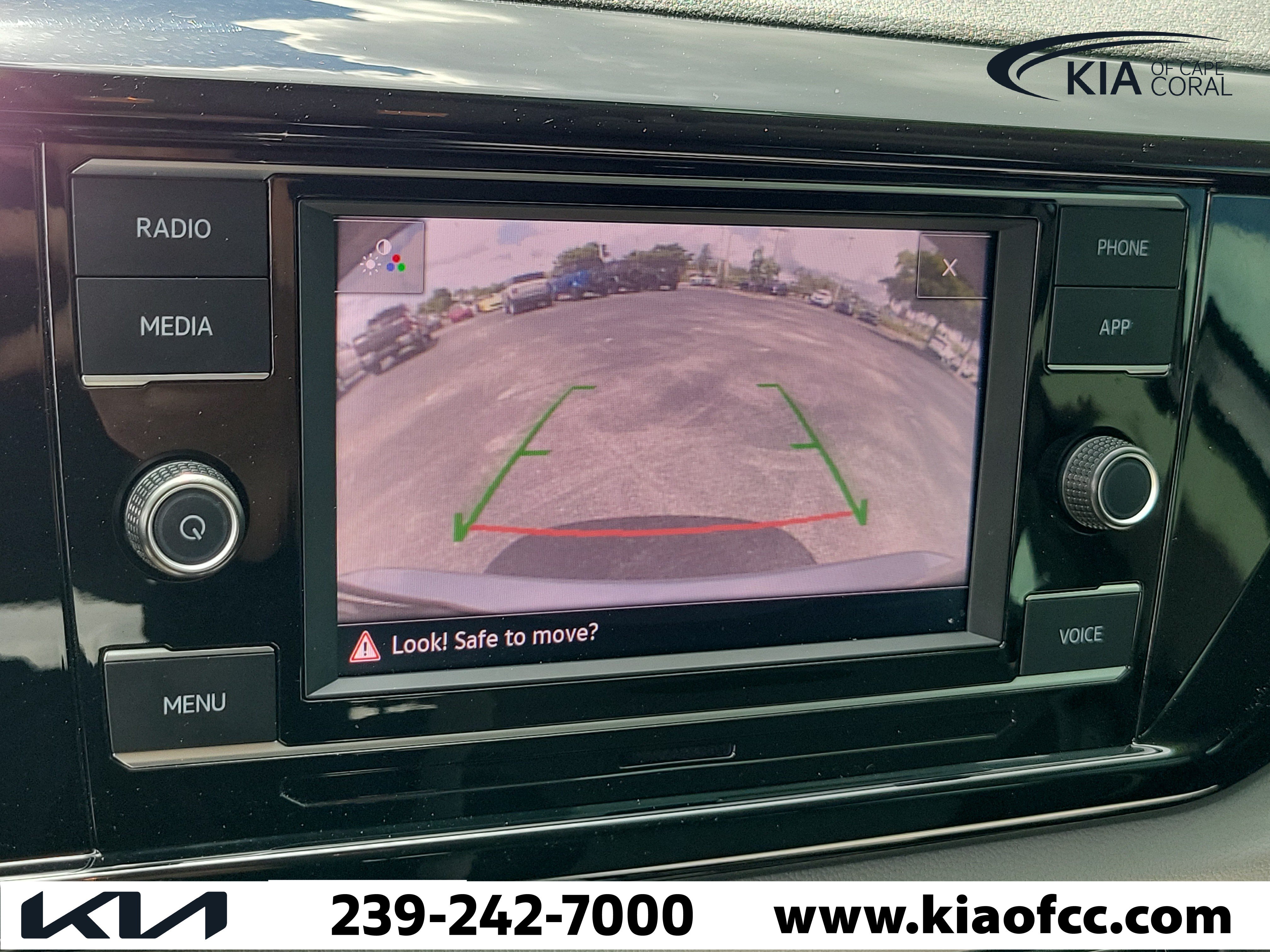 Used 2024 Volkswagen Taos S FWD image 28