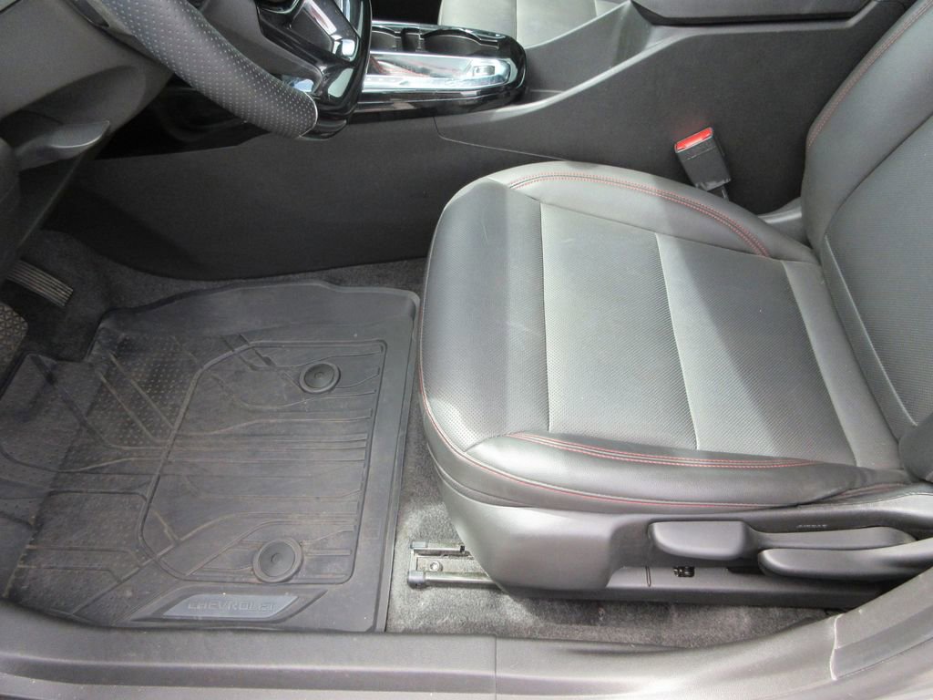 Certified 2025 Chevrolet Trax RS w/ Driver Confidence Package FWD image 22