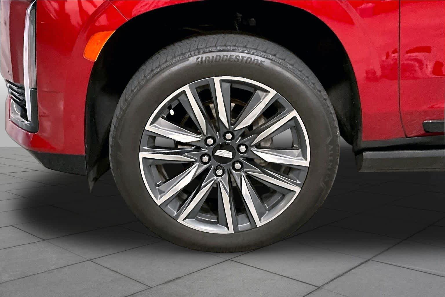 Used 2023 Cadillac Escalade Sport Platinum AWD/4WD image 11