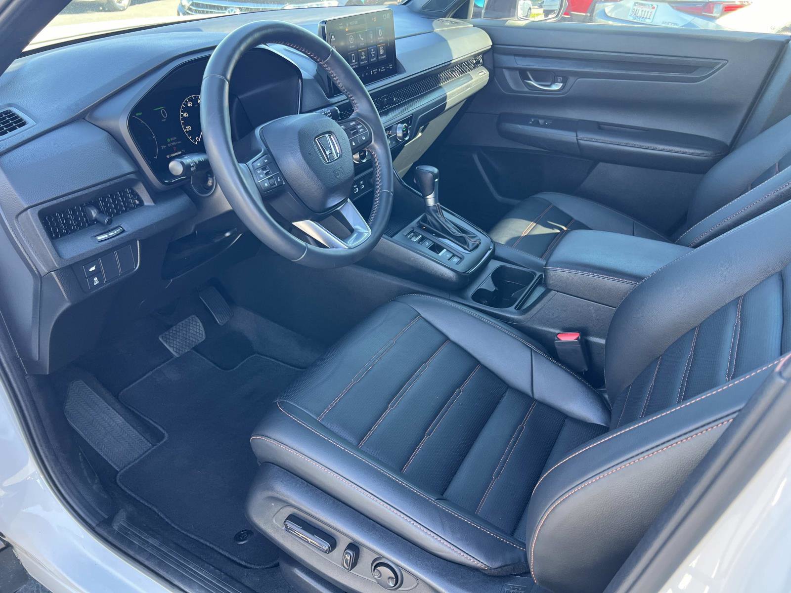 Certified 2025 Honda CR-V Sport-L image 5