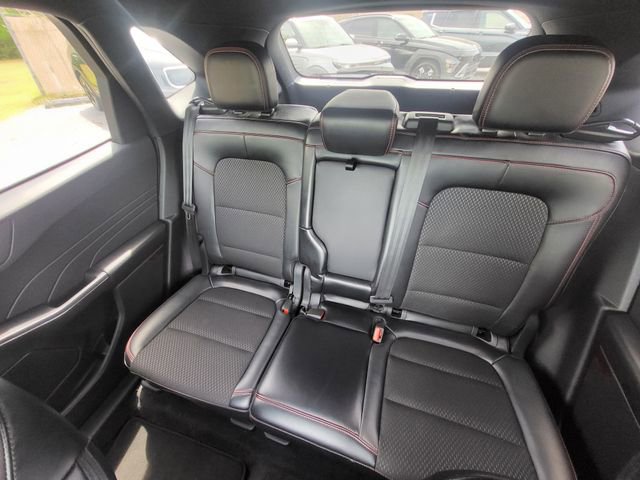 Used 2025 Ford Escape ST-Line FWD image 12