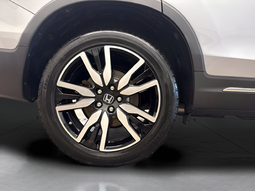 Used 2020 Honda Pilot Touring image 27