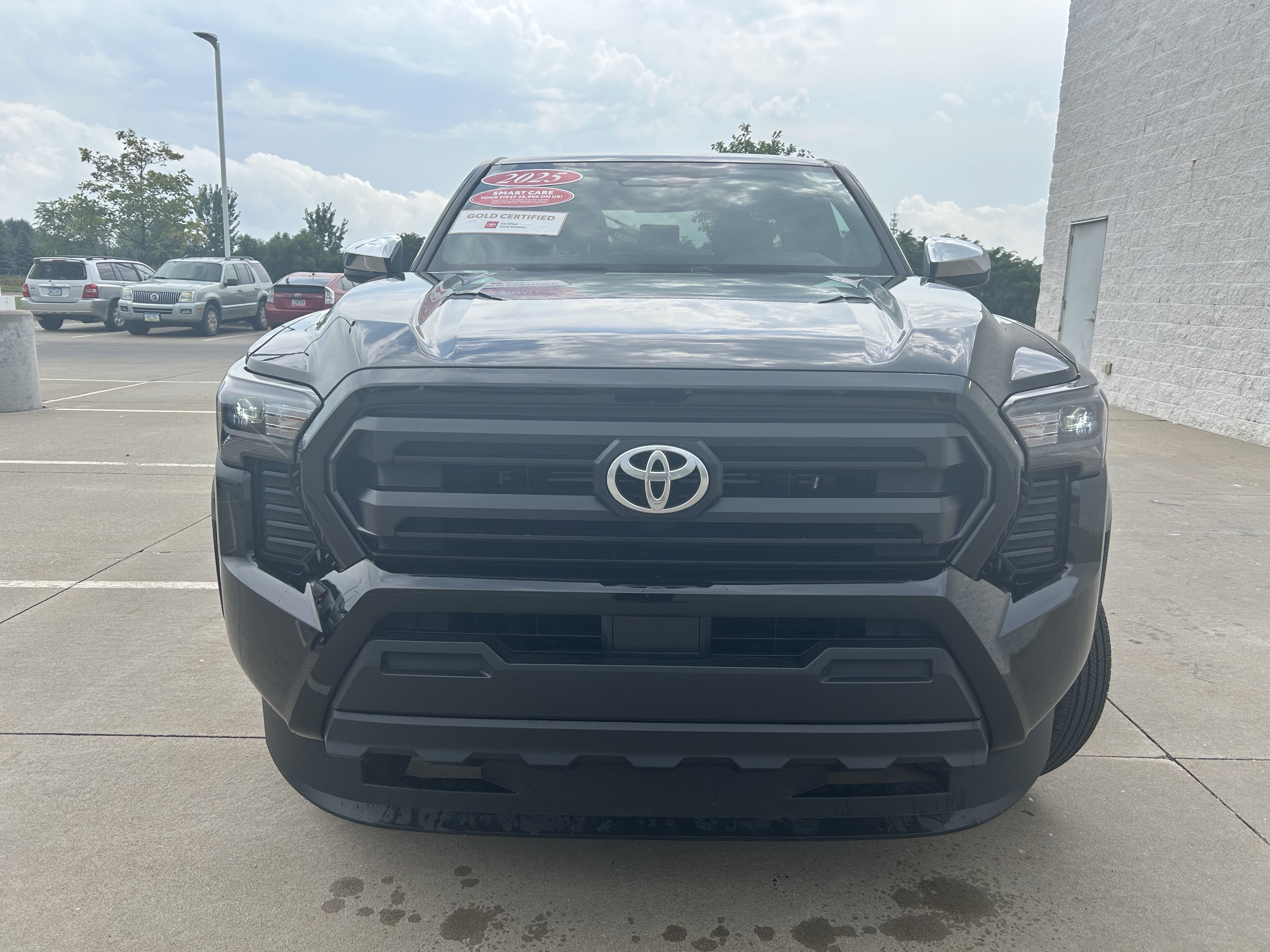 Certified 2025 Toyota Tacoma SR AWD/4WD image 2