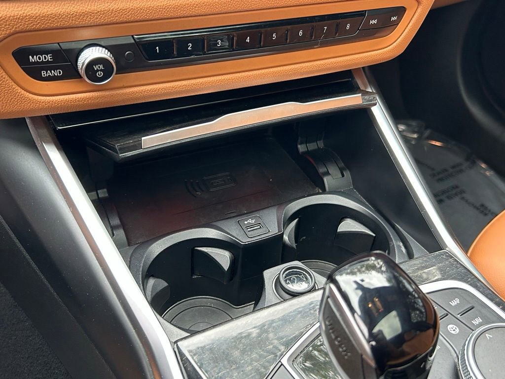 Used 2022 BMW 330i Sedan w/ Driving Assistance Package RWD image 25