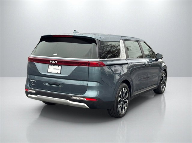 Certified 2024 Kia Carnival EX image 7