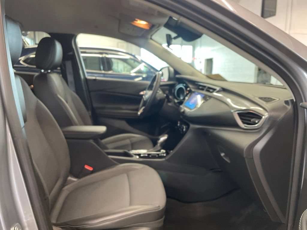 Used 2023 Buick Encore GX Preferred w/ Cold Weather Comfort Package AWD/4WD image 16