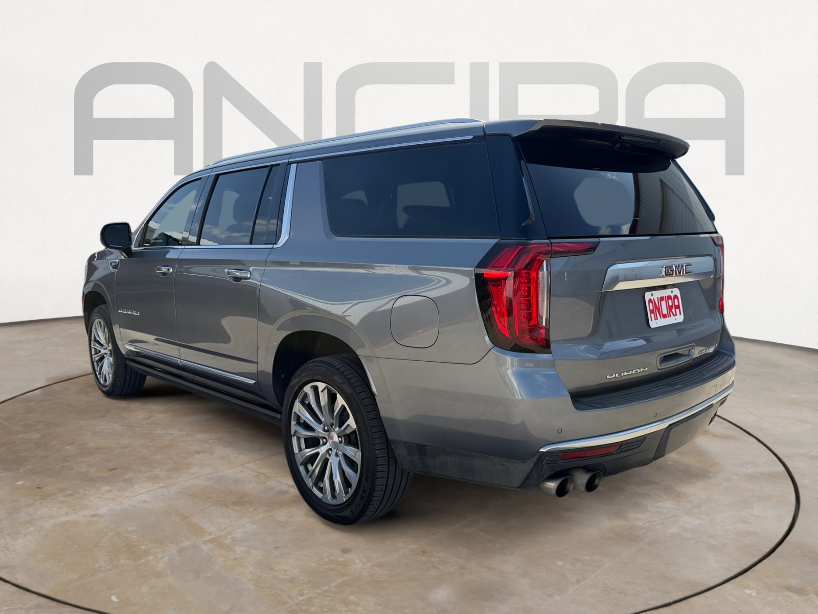 Used 2022 GMC Yukon XL Denali w/ Denali Premium Package RWD image 8