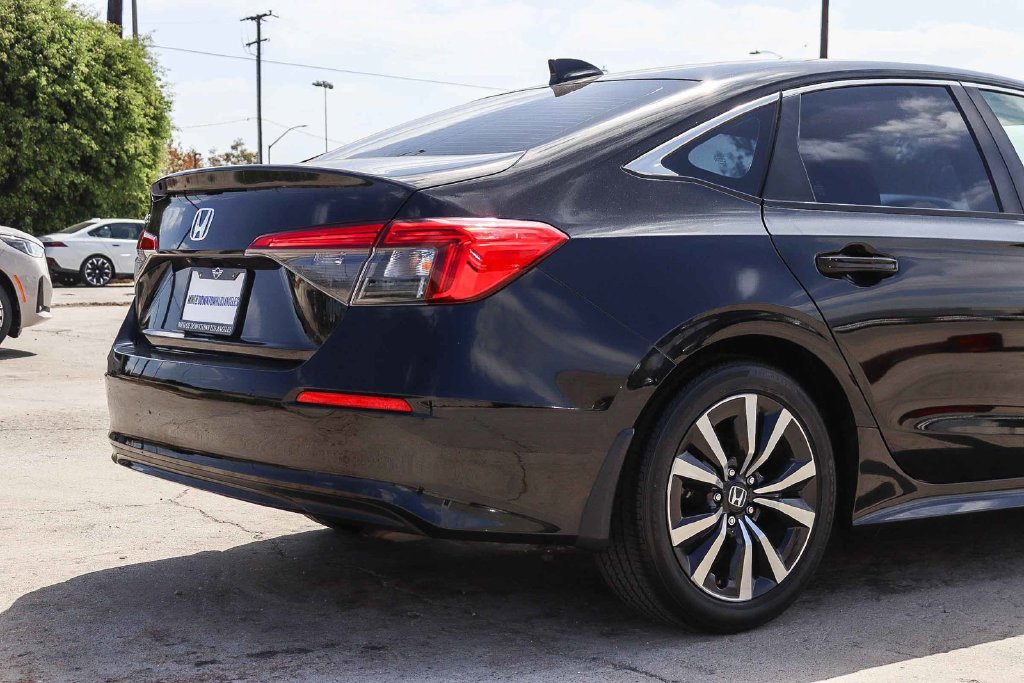 Used 2023 Honda Civic EX image 10