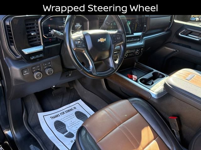 Used 2025 Chevrolet Silverado 3500 High Country w/ High Country Premium Package image 23