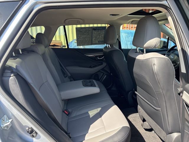 Used 2021 Subaru Outback Limited image 16