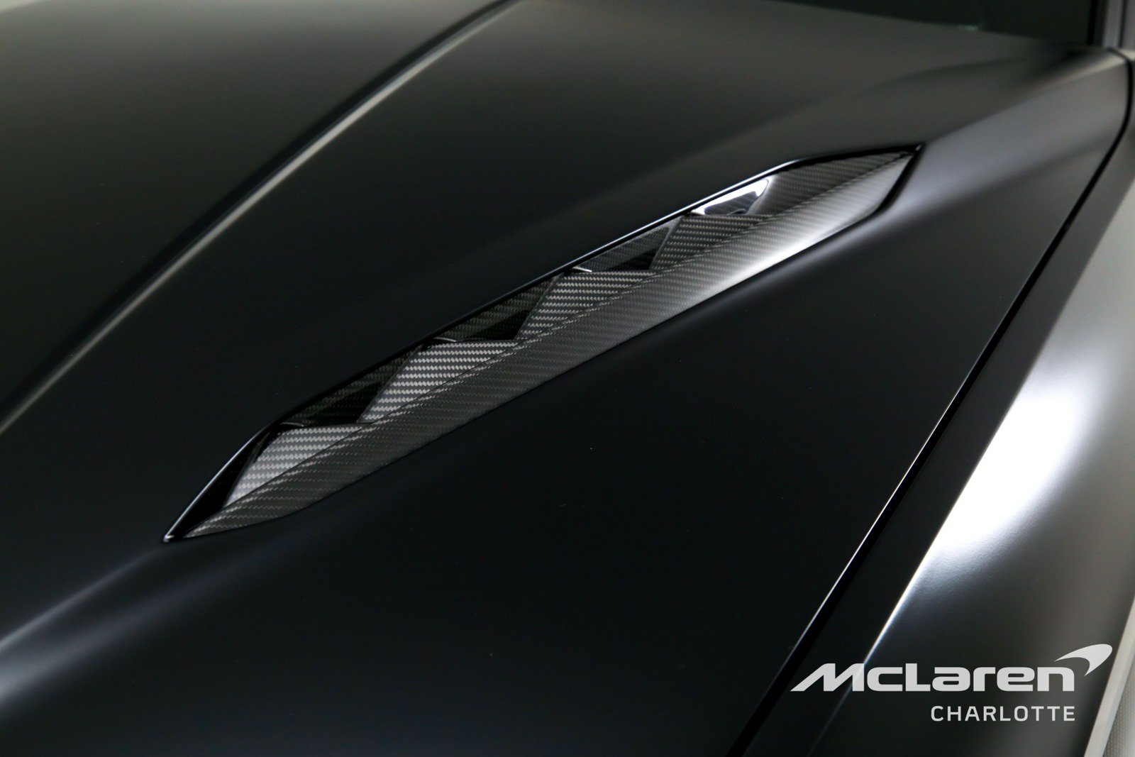 Used 2024 Lamborghini Urus Performante AWD/4WD image 36