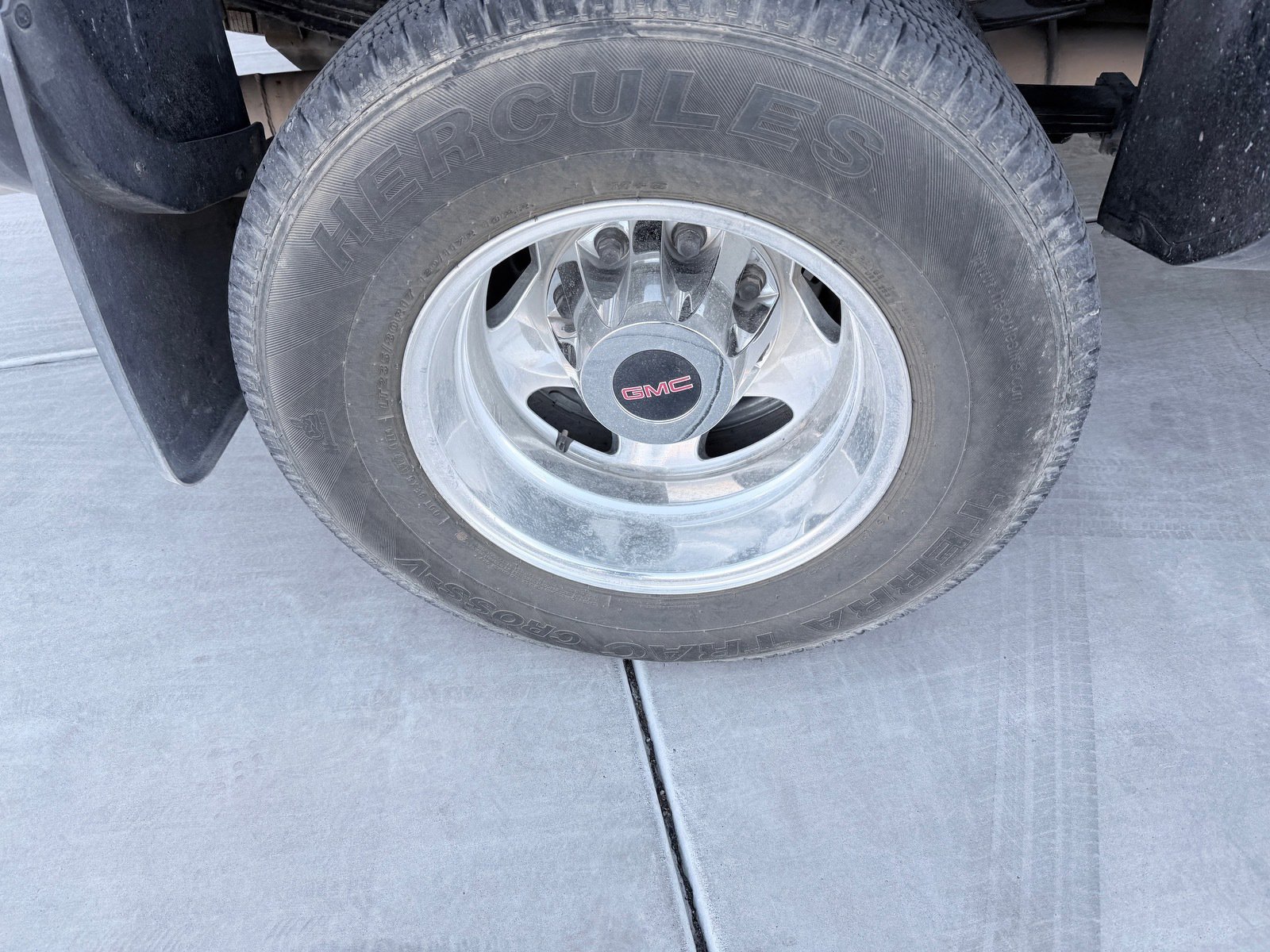 Used 2015 GMC Sierra 3500 Denali w/ Duramax Plus Package image 31