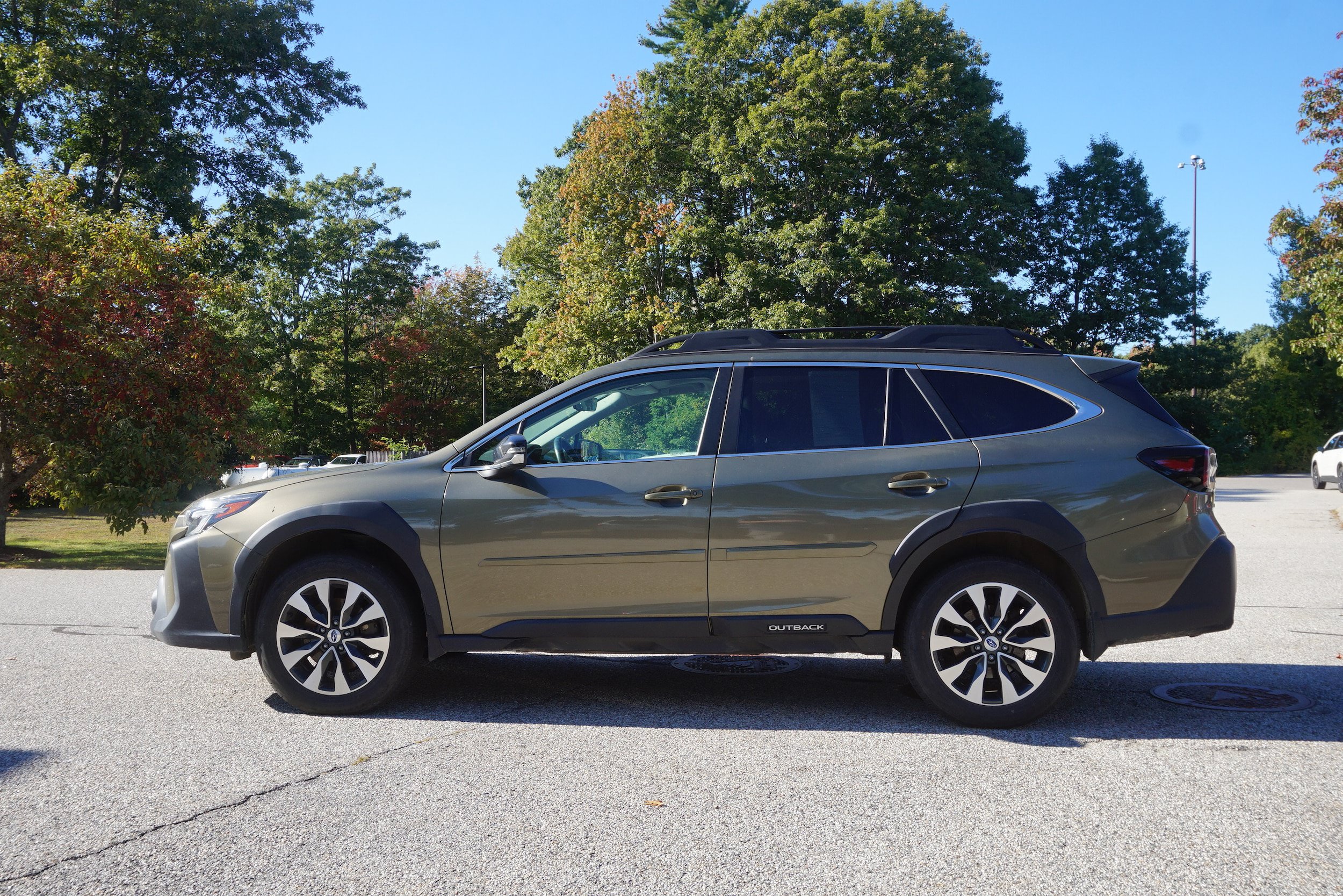 Used 2024 Subaru Outback Limited AWD/4WD image 8