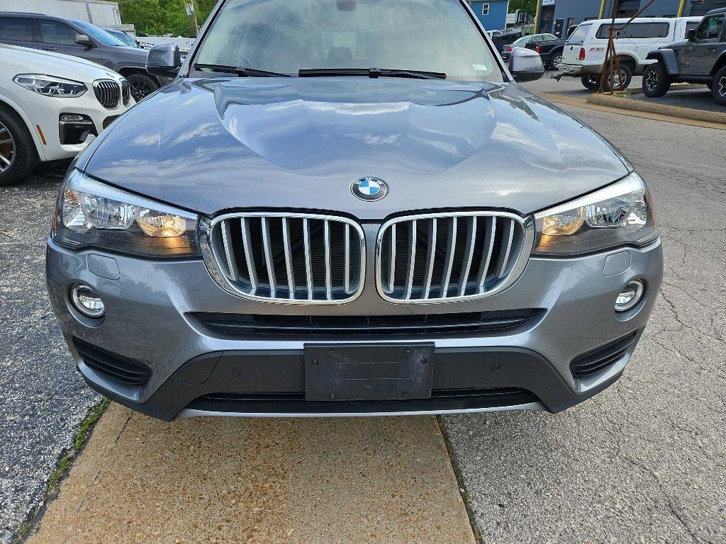 Used 2017 BMW X3 xDrive28i AWD/4WD image 3