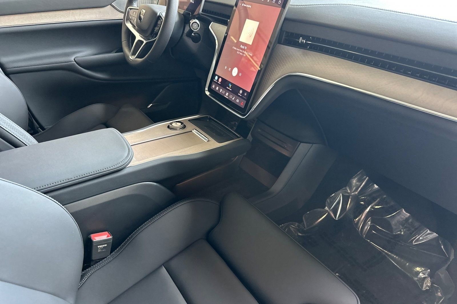 New 2025 Volvo EX90 Ultra AWD/4WD image 19