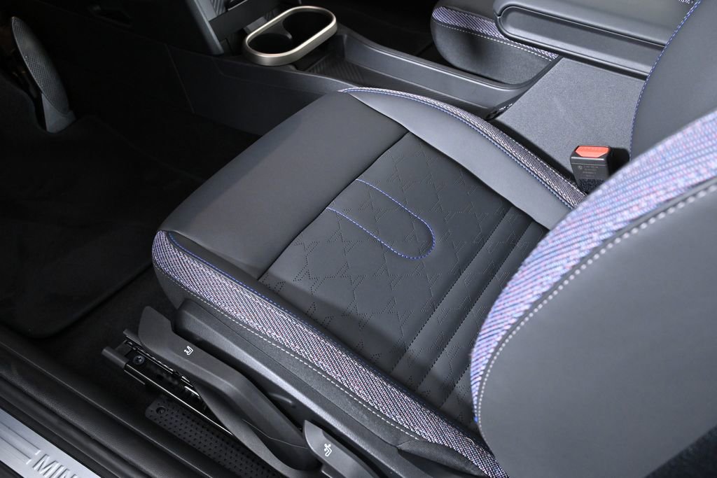 Certified 2025 MINI Cooper S image 24