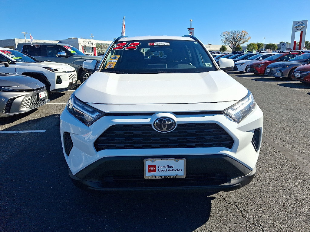 Certified 2022 Toyota RAV4 XLE AWD/4WD image 2