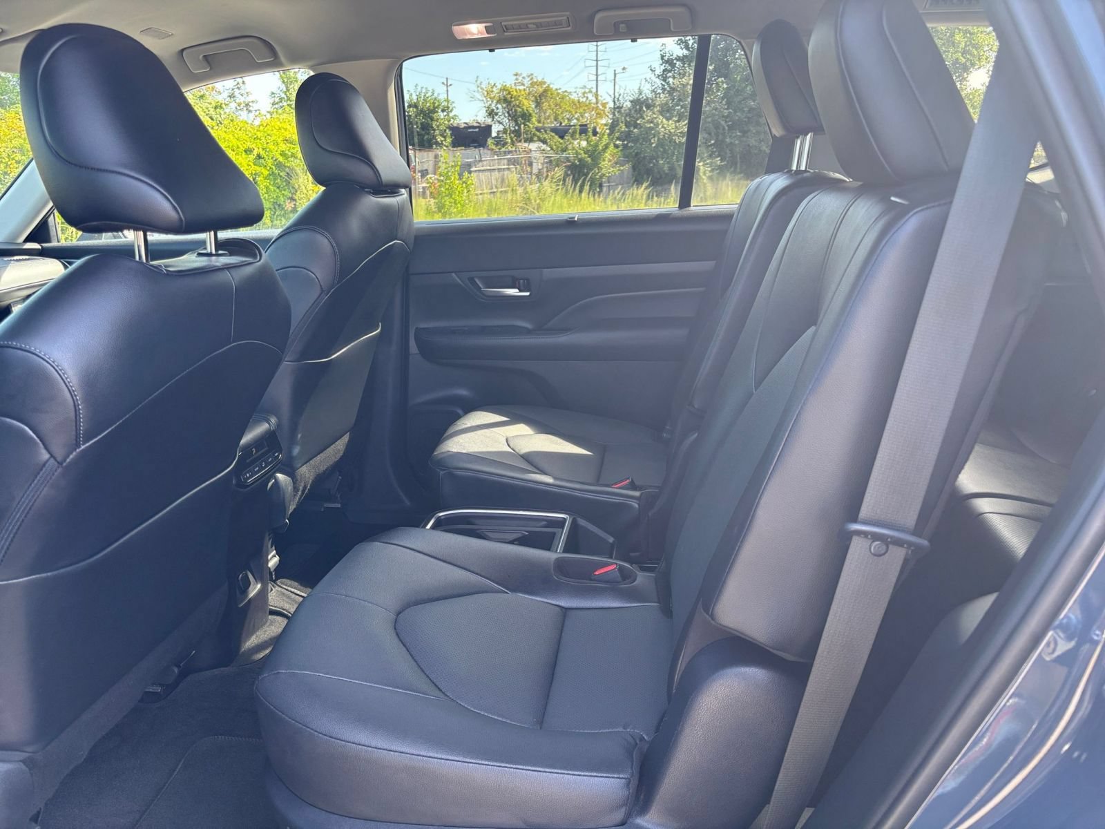 Used 2025 Toyota Grand Highlander FWD image 22