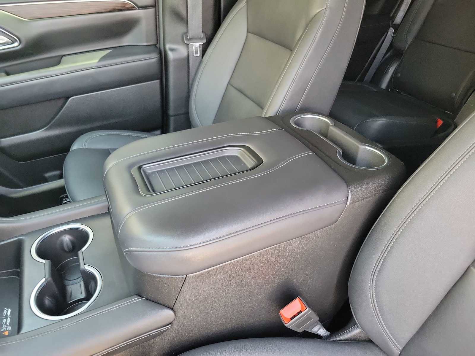 Used 2023 Chevrolet Tahoe LT w/ Luxury Package RWD image 20