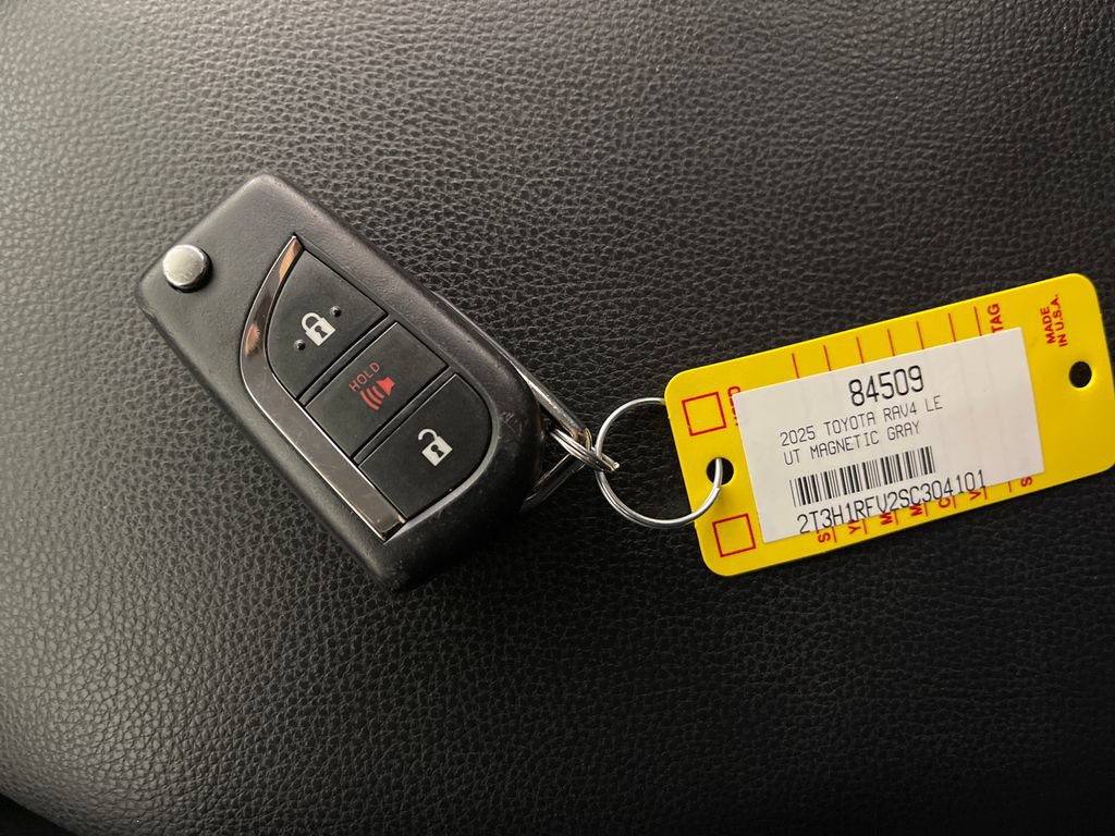 Certified 2025 Toyota RAV4 LE FWD image 24