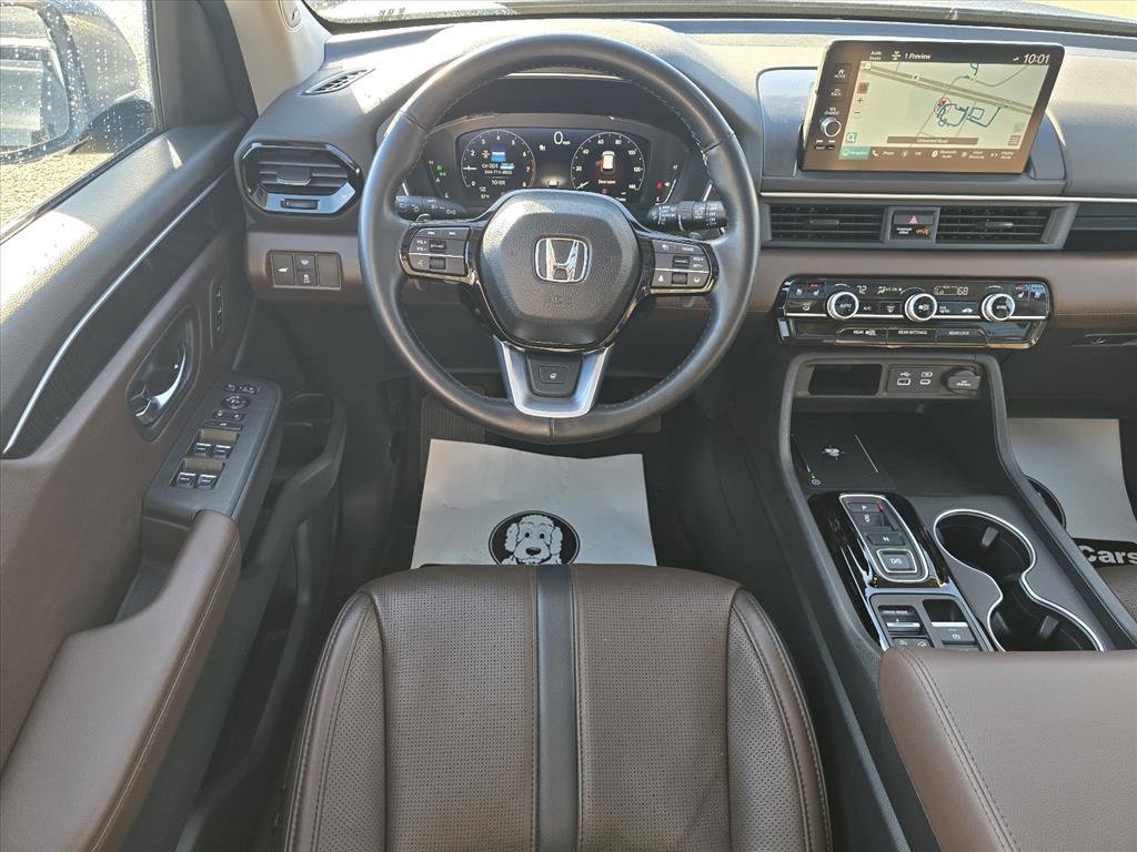 Used 2023 Honda Pilot Elite image 3