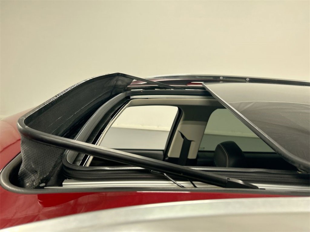 Used 2018 GMC Terrain Denali w/ Advanced Safety Package image 20