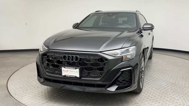 Used 2025 Audi Q8 Prestige AWD/4WD image 7