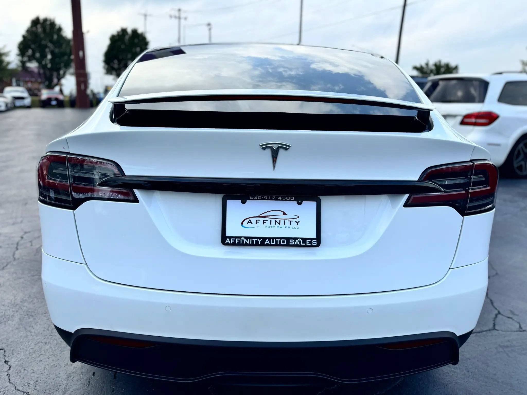 Used 2022 Tesla Model X AWD/4WD image 4