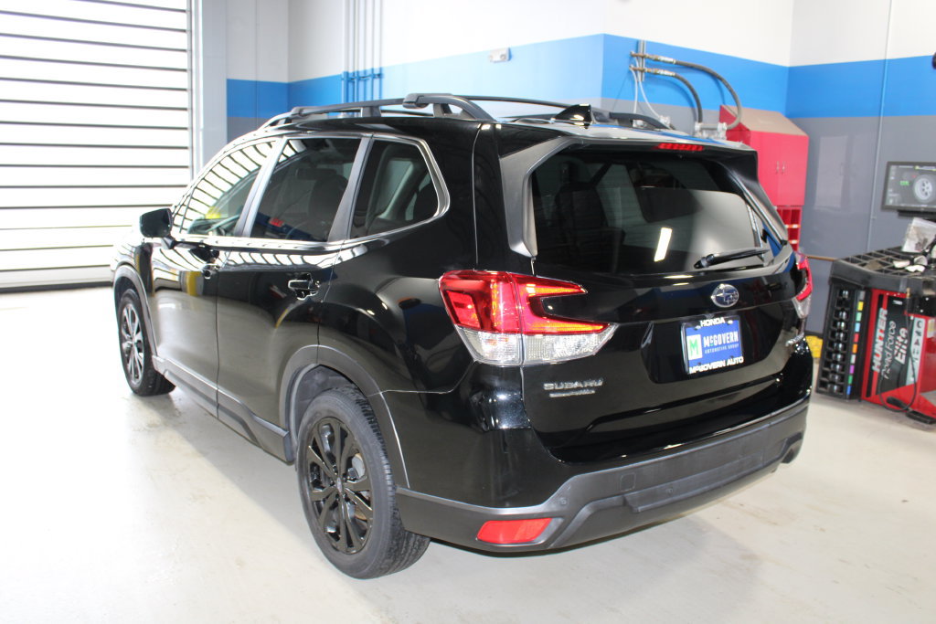 Used 2022 Subaru Forester Limited AWD/4WD image 25