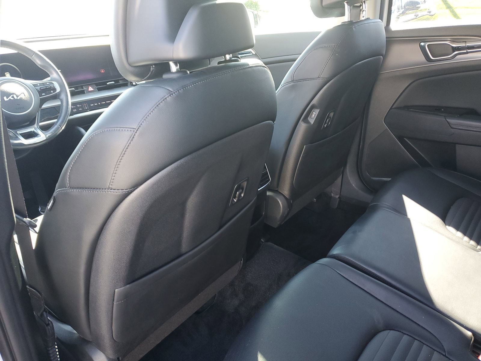 Used 2024 Kia Sportage SX AWD/4WD image 14