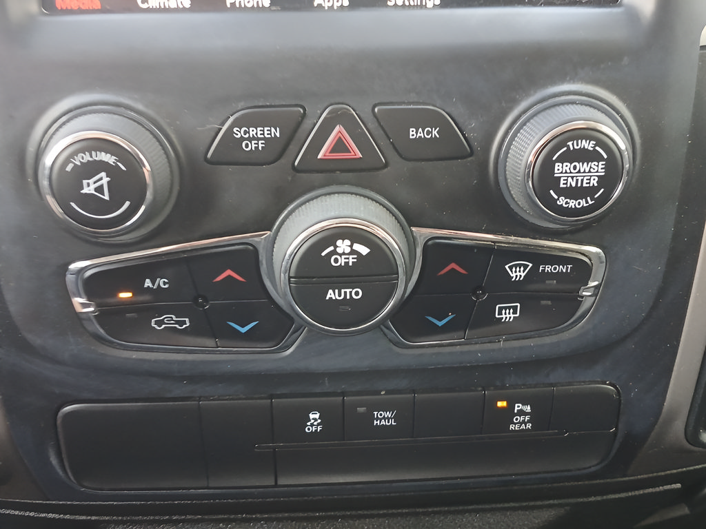 Used 2020 RAM 1500 Warlock w/ Electronics Group AWD/4WD image 15