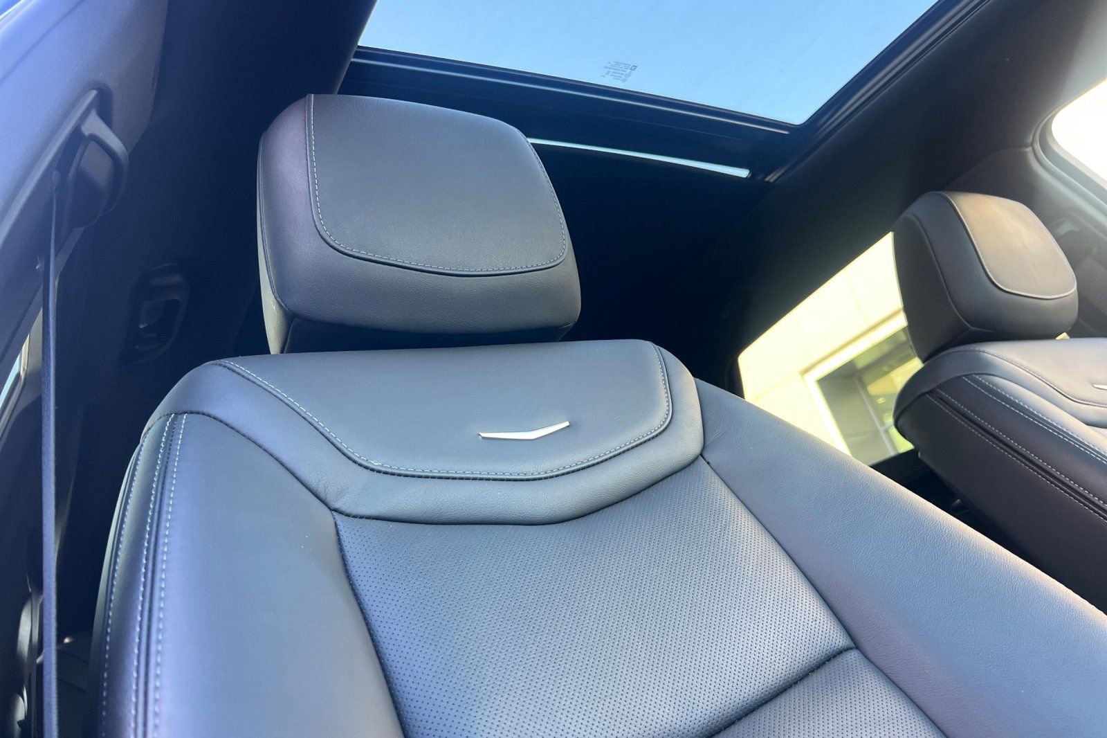 Used 2025 Cadillac XT5 Premium Luxury image 19