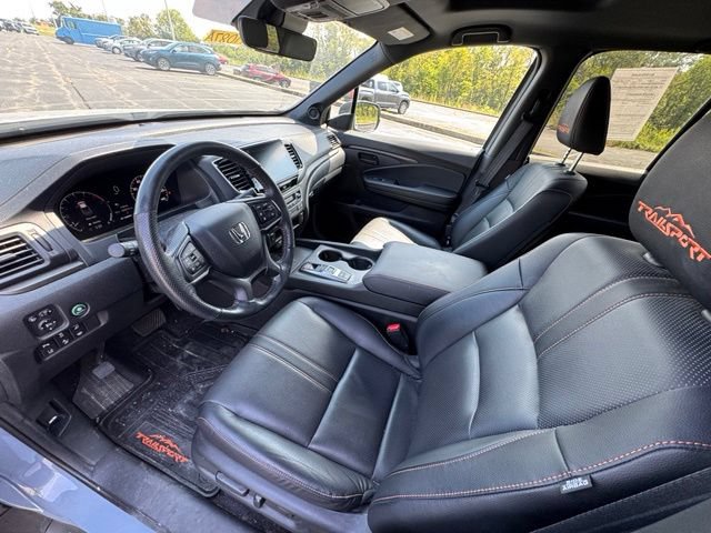 Used 2025 Honda Ridgeline TrailSport image 15