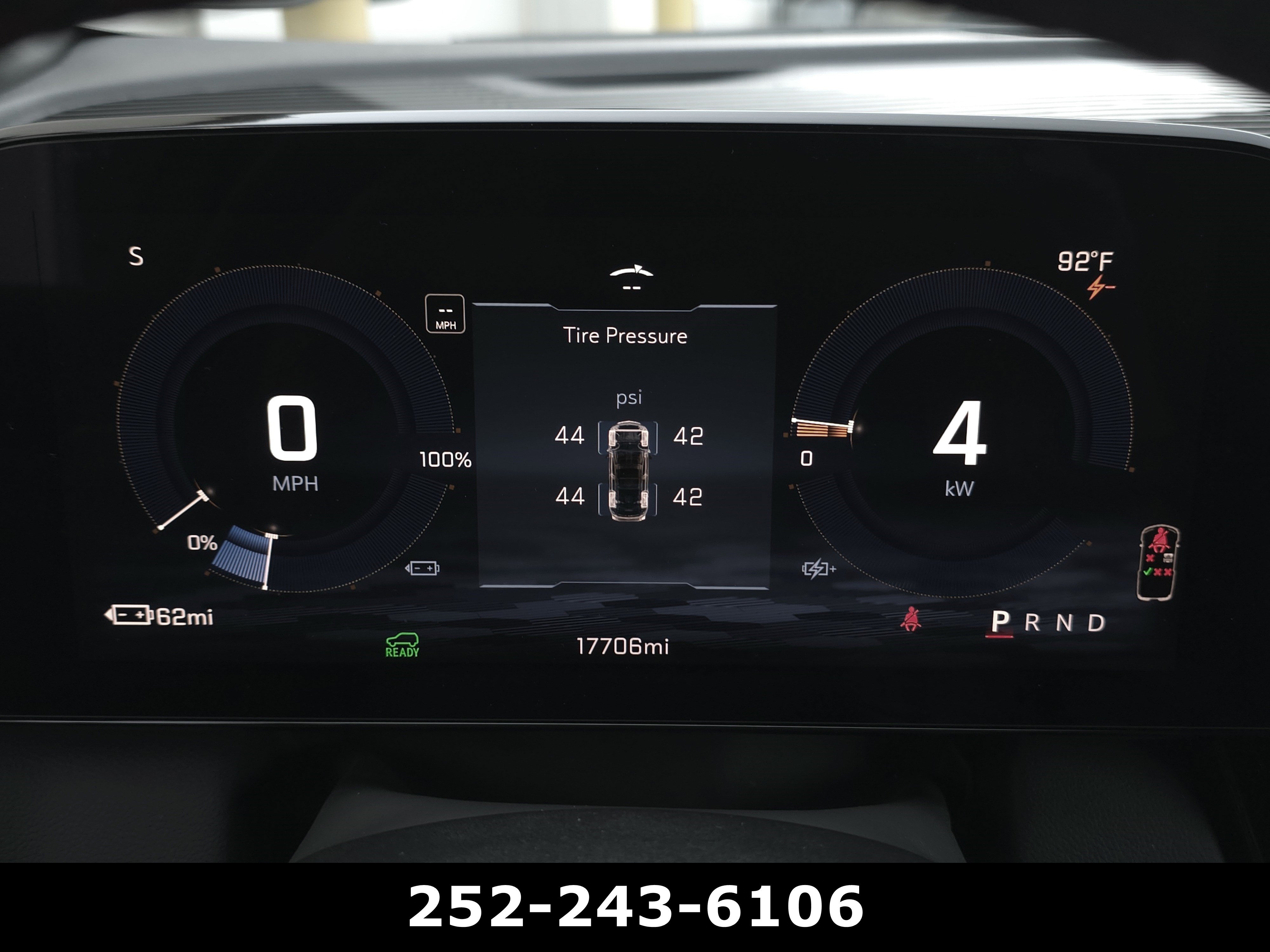 Used 2024 Chevrolet Equinox EV RS FWD image 31