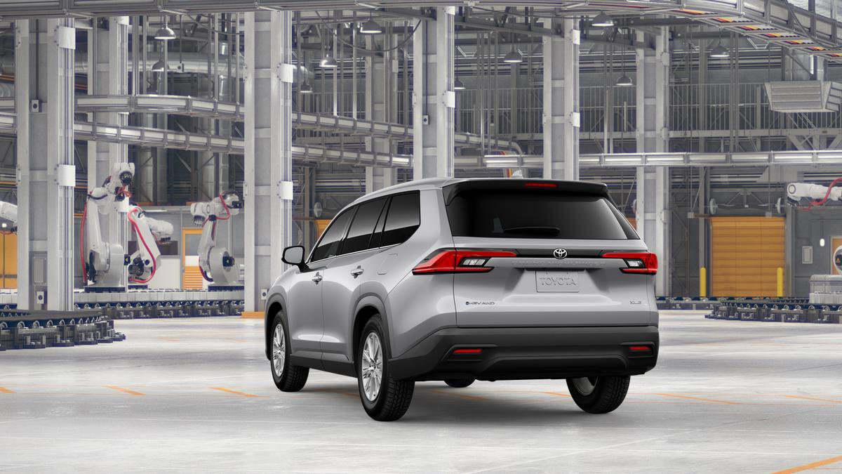 New 2026 Toyota Grand Highlander XLE image 9