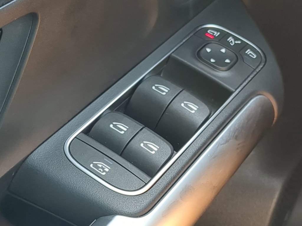 Certified 2024 Mercedes-Benz GLA 35 AMG 4MATIC image 9