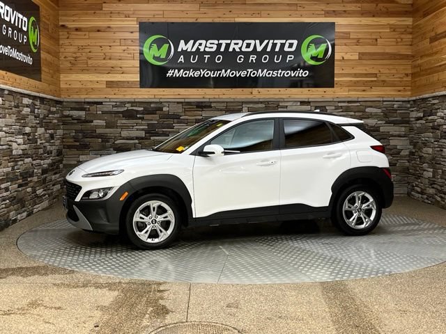 Used 2023 Hyundai Kona SEL w/ Cargo Package AWD/4WD image 6