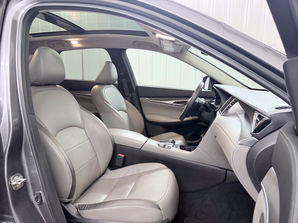 Certified 2023 INFINITI QX50 Luxe FWD image 42