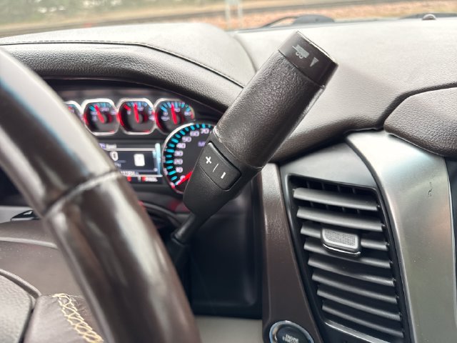 Used 2019 Chevrolet Suburban LT AWD/4WD image 26