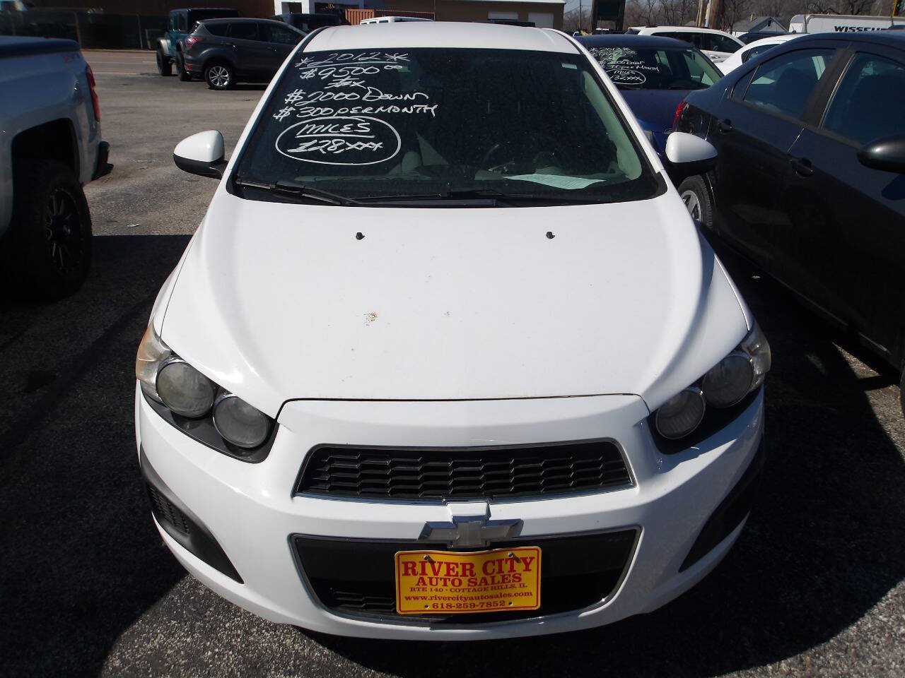 Used 2012 Chevrolet Sonic LS FWD image 2