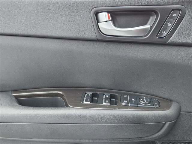 Used 2020 Kia Optima Premium image 30