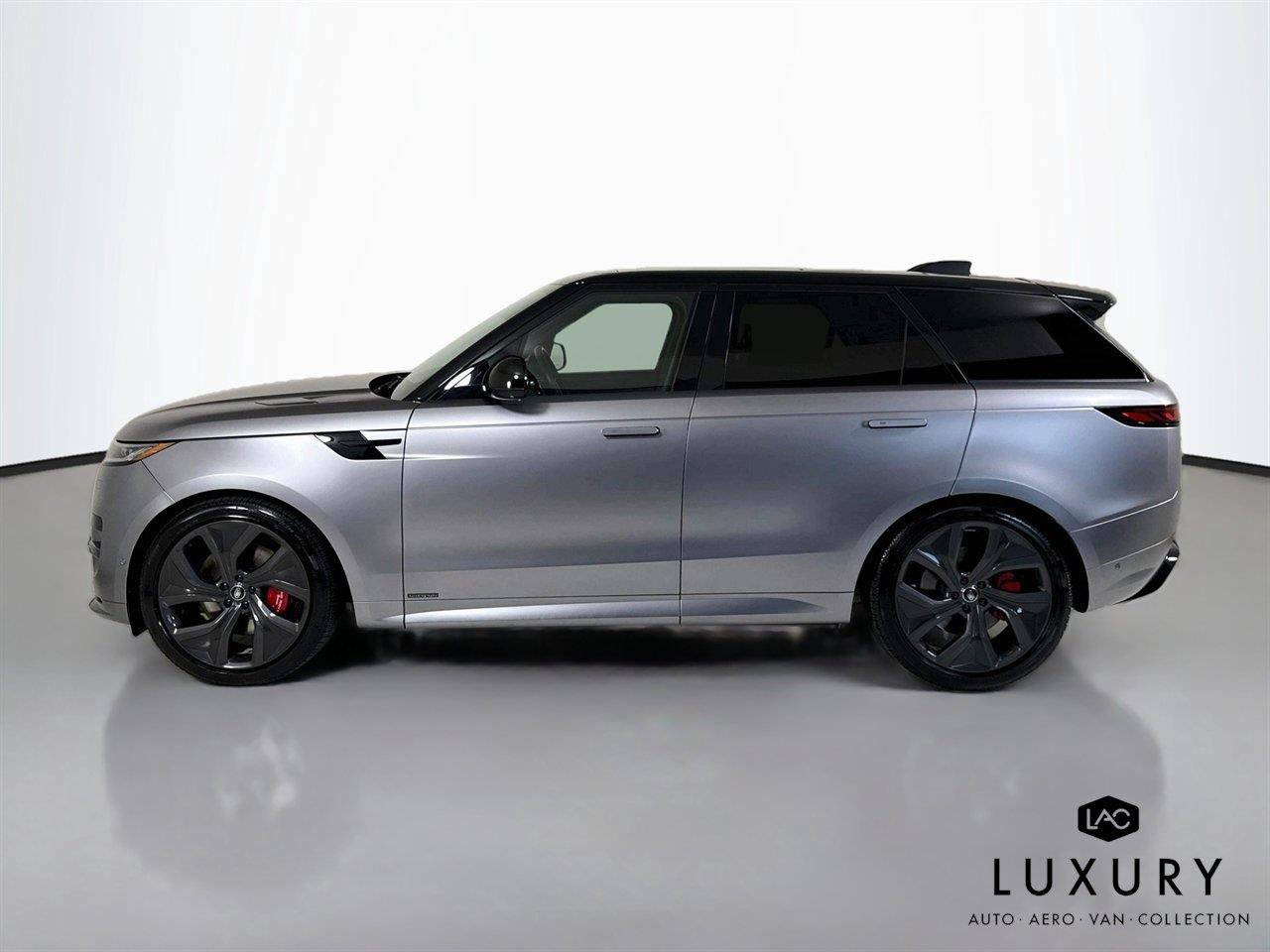Used 2025 Land Rover Range Rover Sport Autobiography AWD/4WD image 8