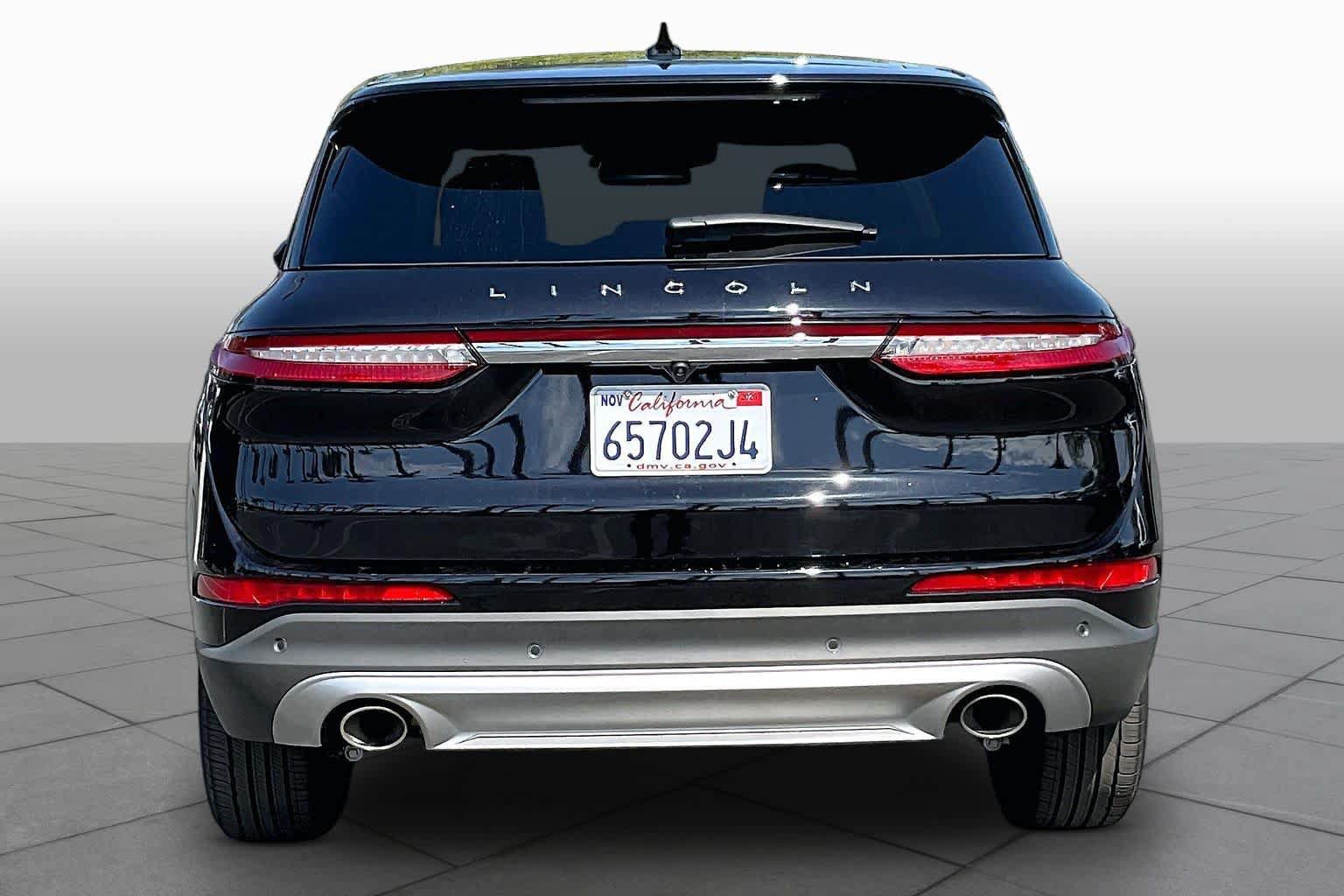 Used 2025 Lincoln Corsair FWD image 4