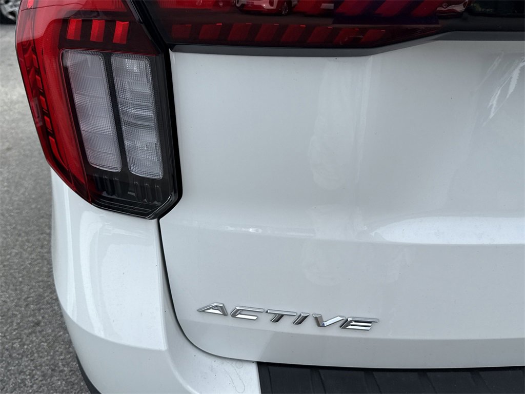 New 2025 Ford Explorer Active image 31